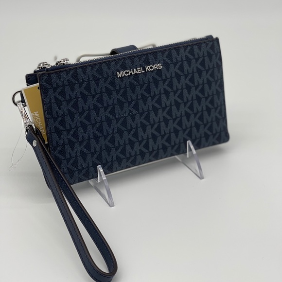 Michael Kors Double Zip Wallet Wristlet - Picture 2 of 8